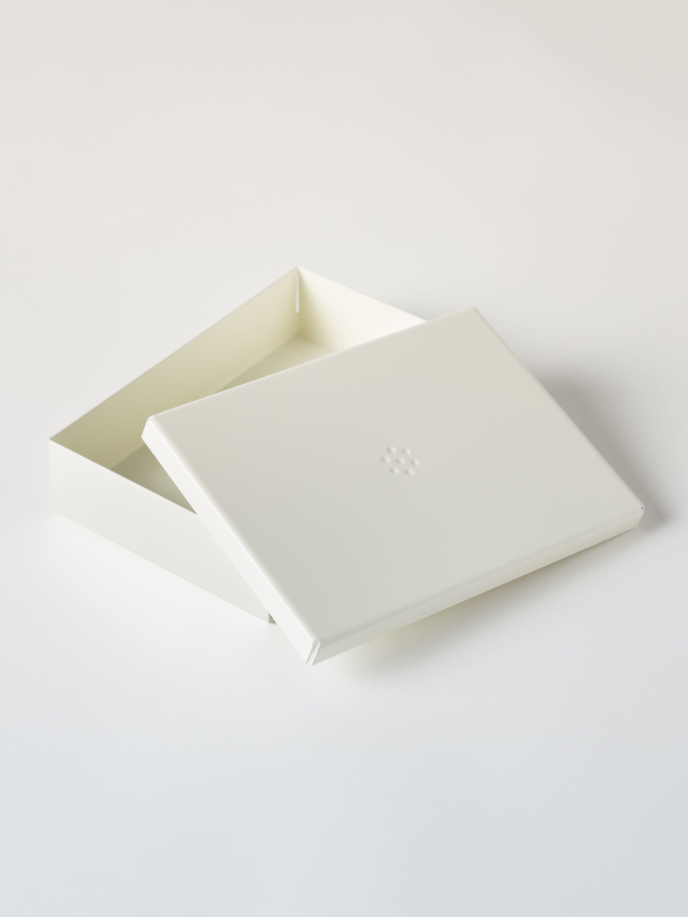 Boite métal taille S - Brun Noir