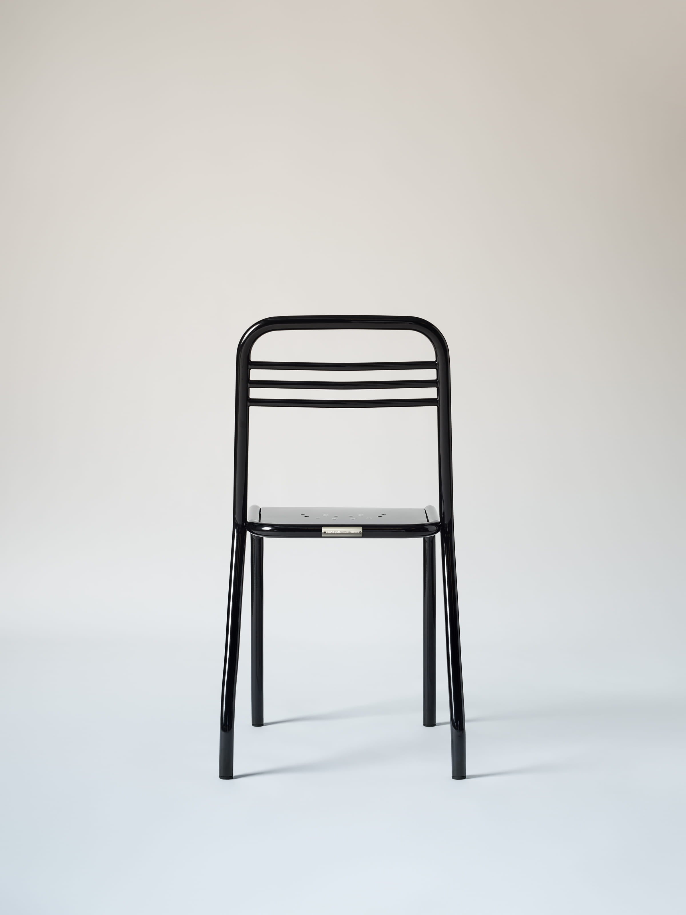 Chaise UD - Noir Foncé