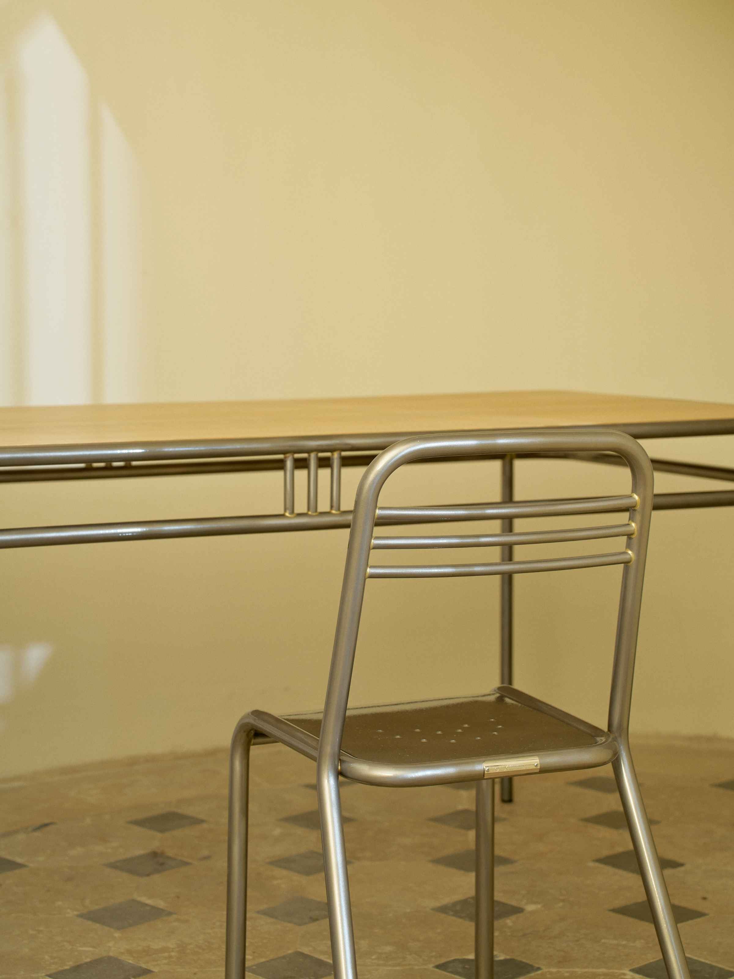 Table UD 180x90 / plateau chêne naturel - Brut Verni