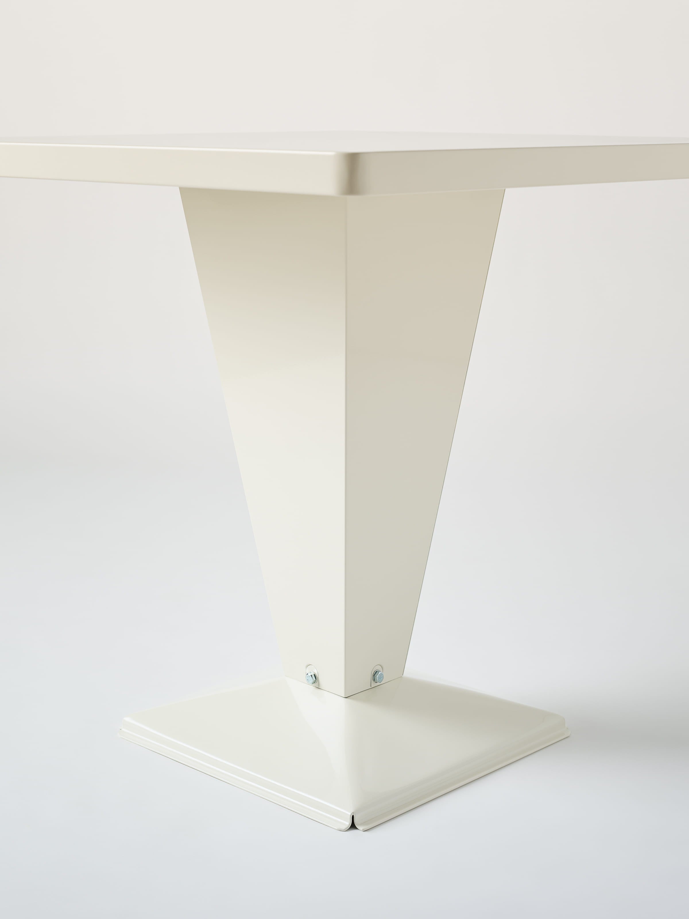 Kub Table 80x80 - Pure White