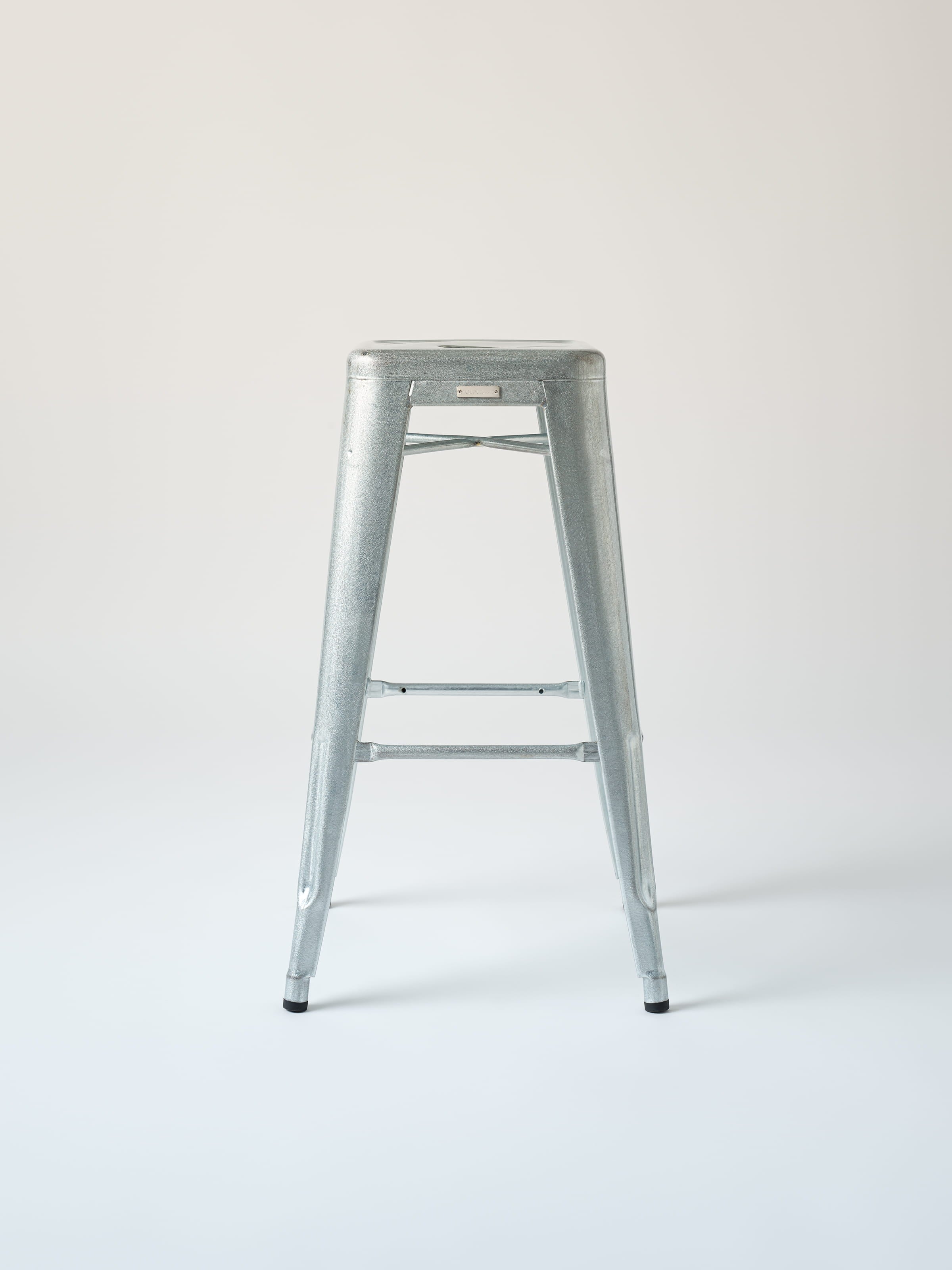 Tabouret H75 - Galvanisé Verni