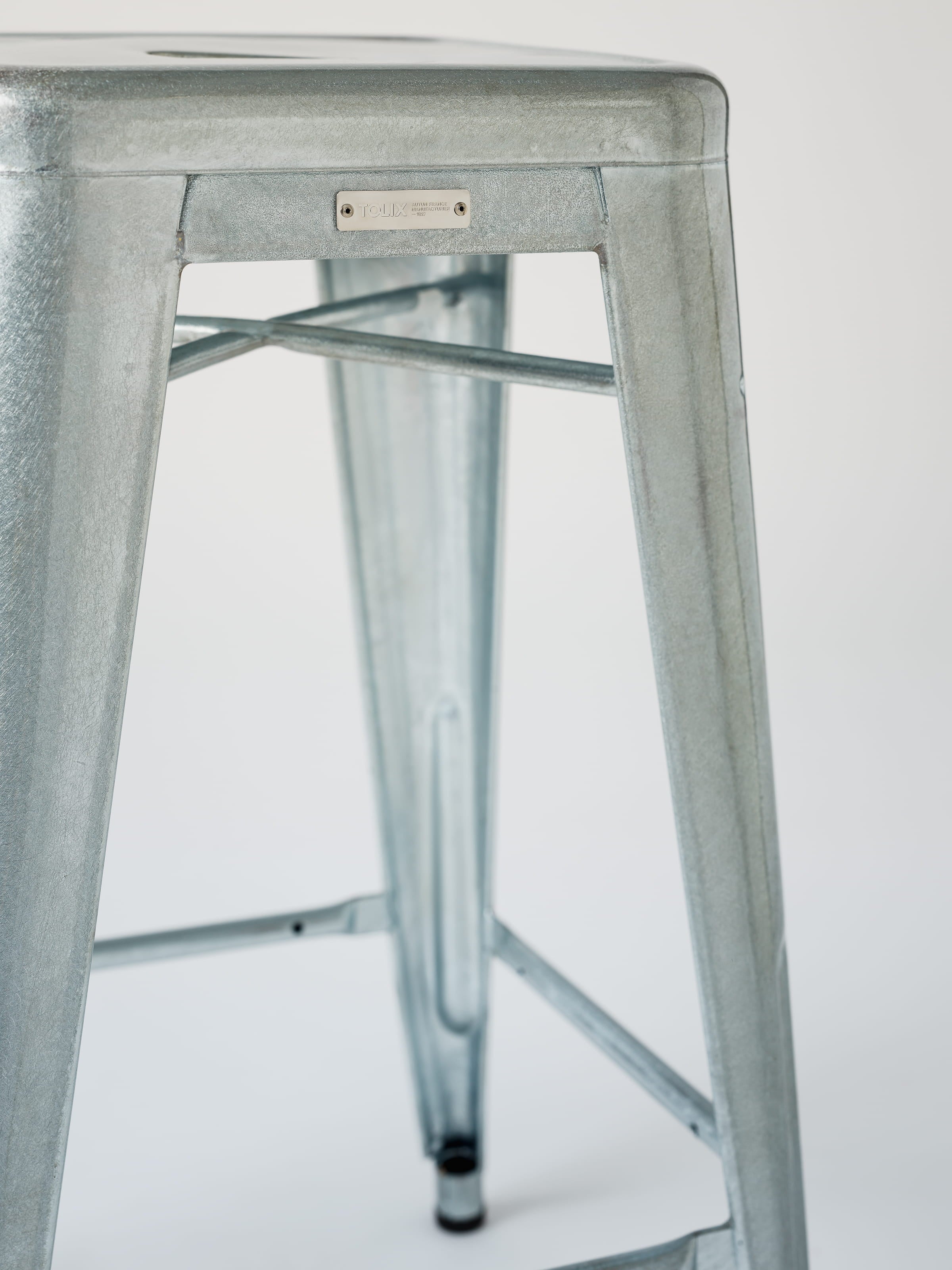 Tabouret H75 - Galvanisé Verni