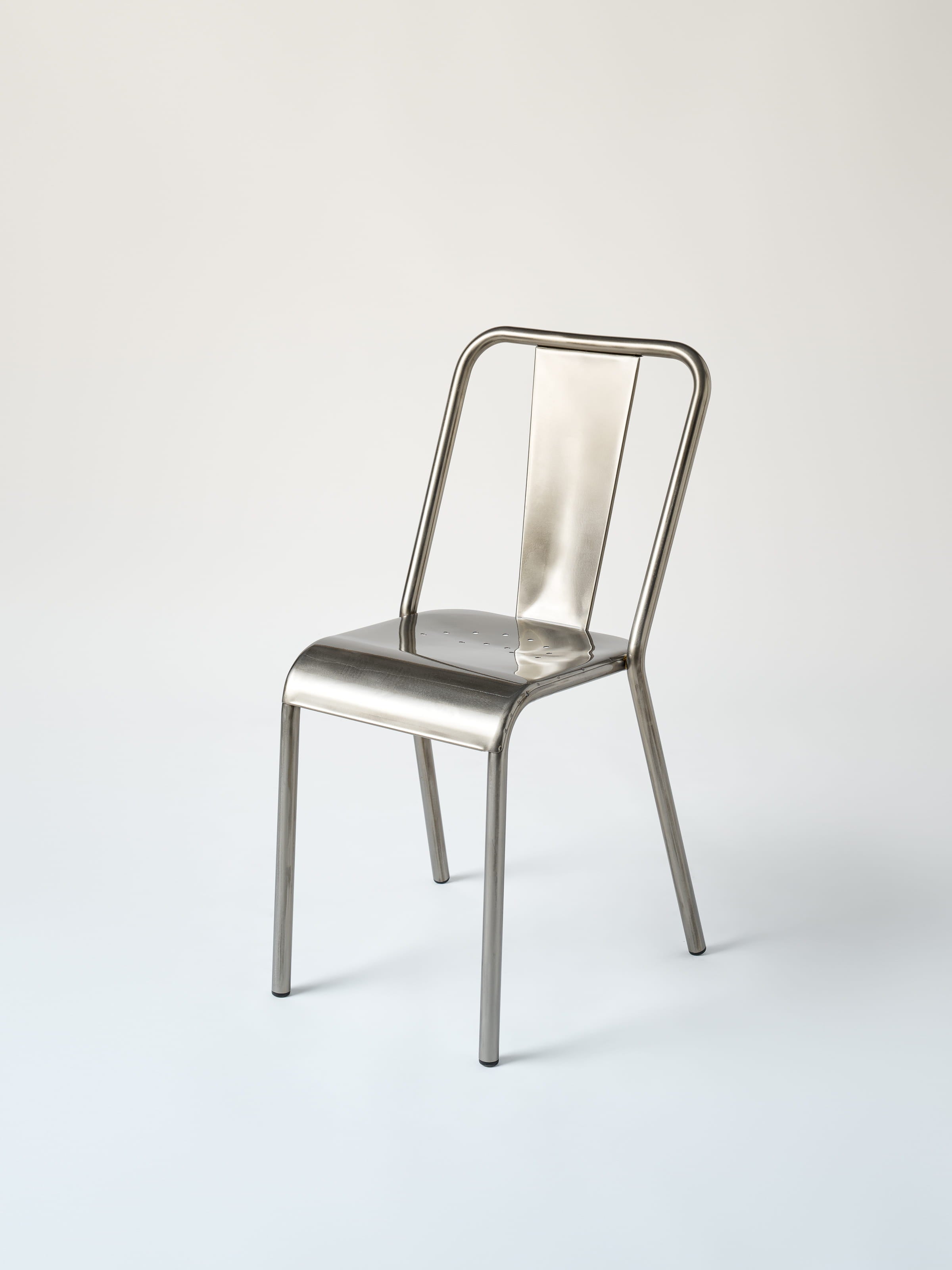 Chaise T37 - Brut Verni