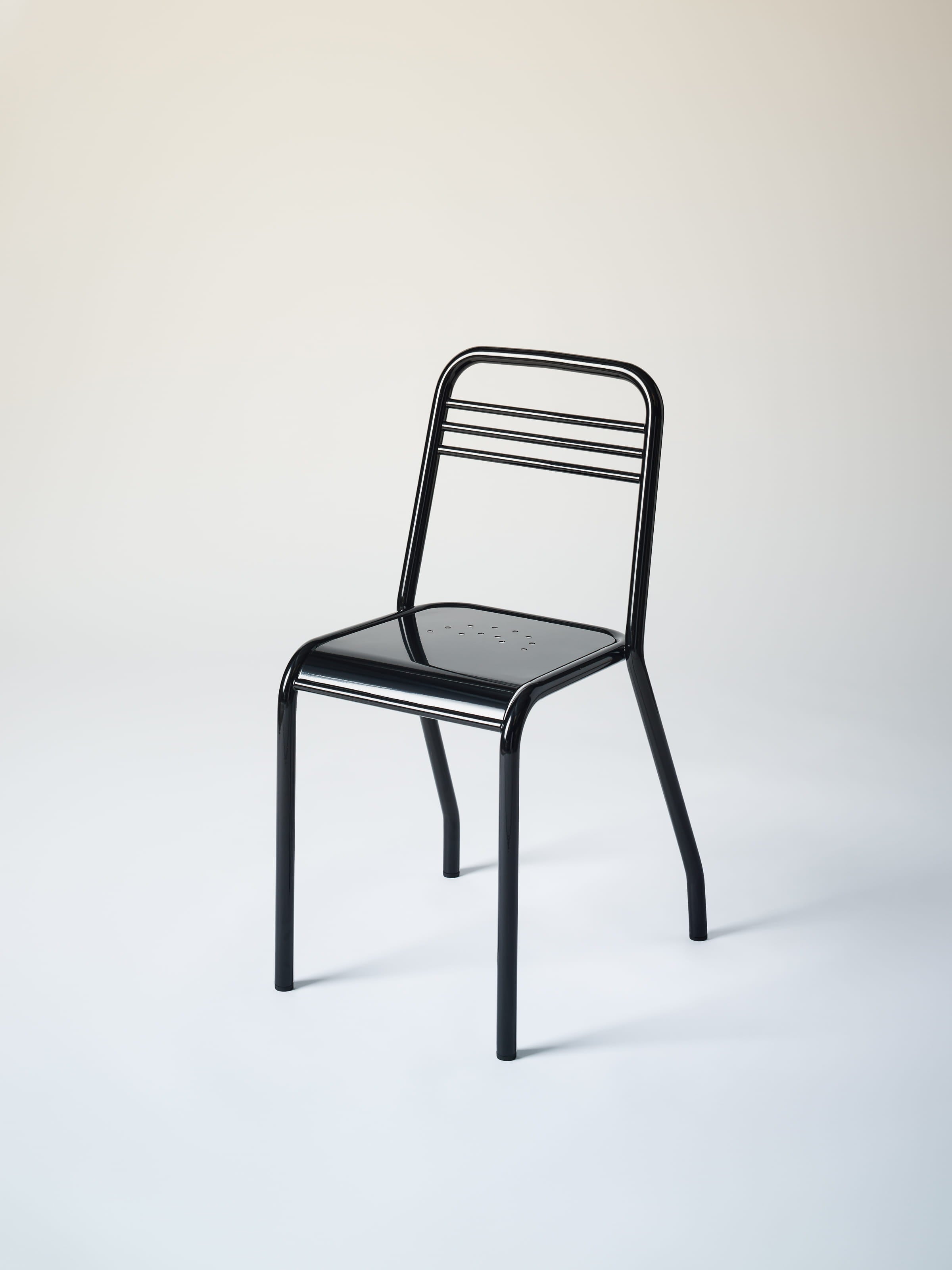 Chaise UD - Noir Foncé