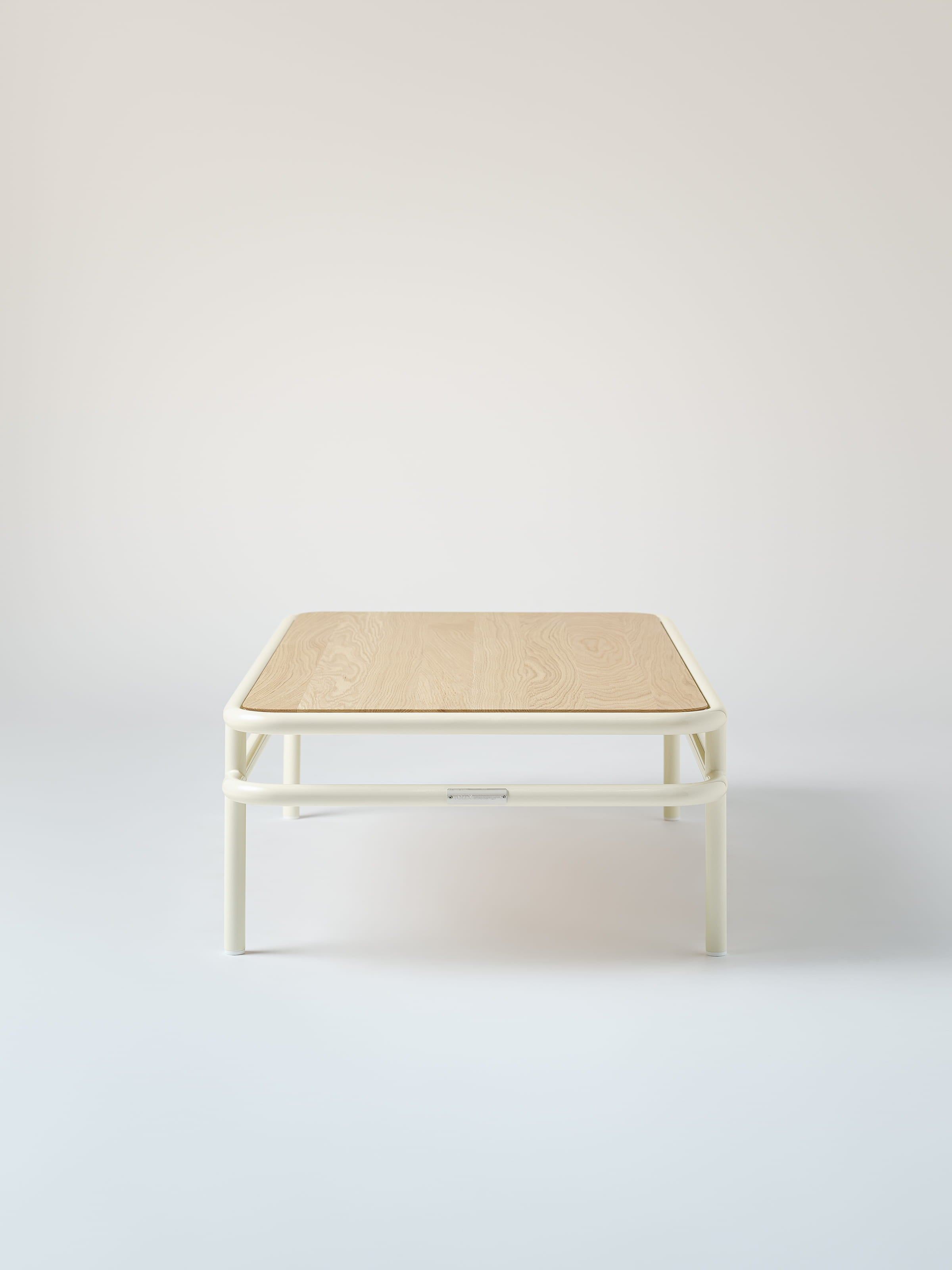 UD Coffee Table 120x60 / Natural Oak Top - Pearl White