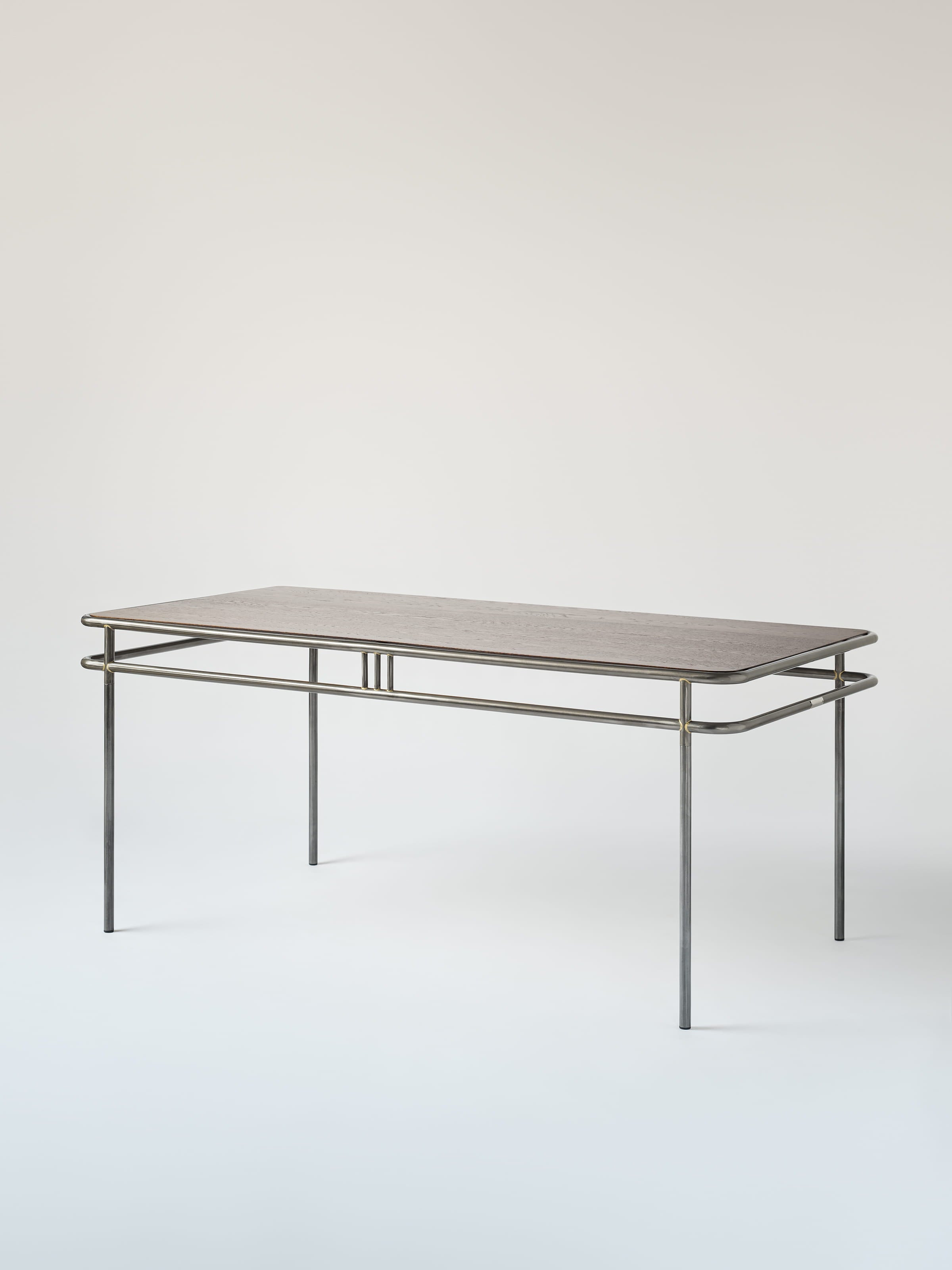 Table UD 180x90 / plateau chêne teinté noyer - Brut Verni