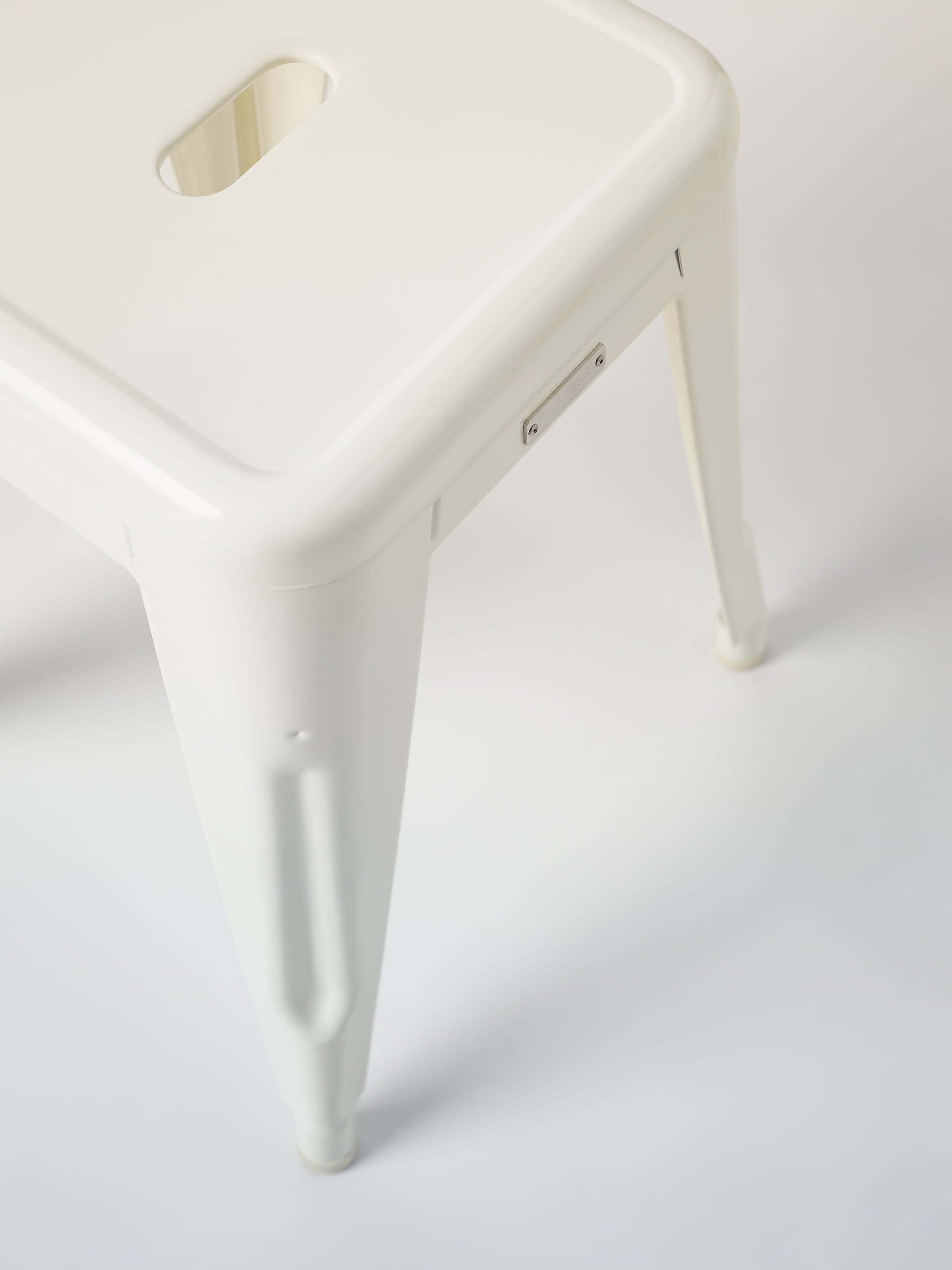 Stool H45 - Pure White