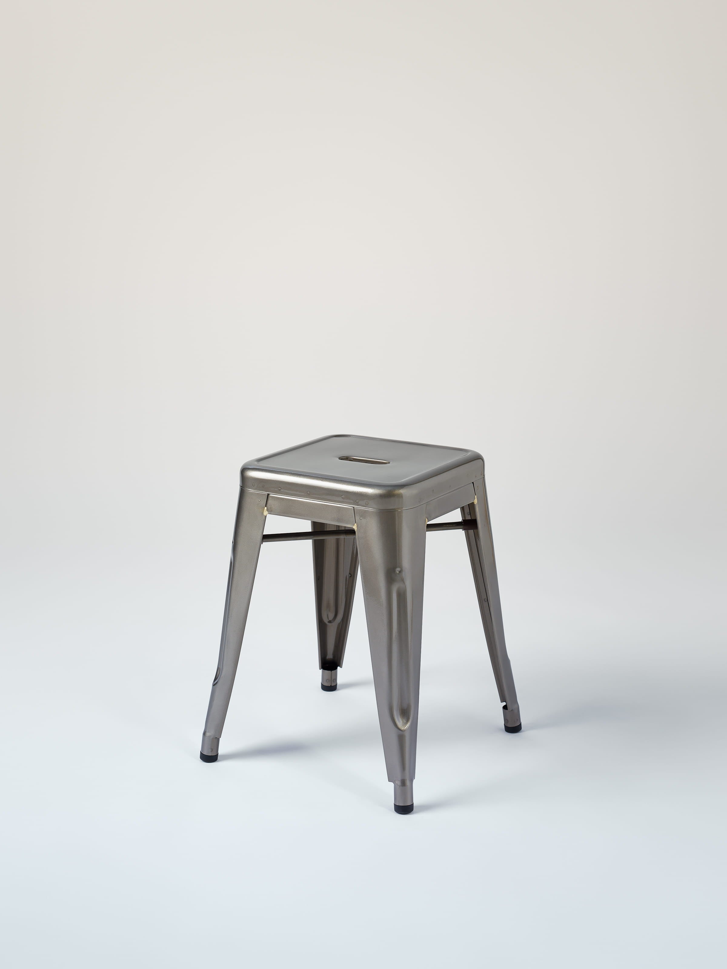 Tabouret H45 - Brut Verni