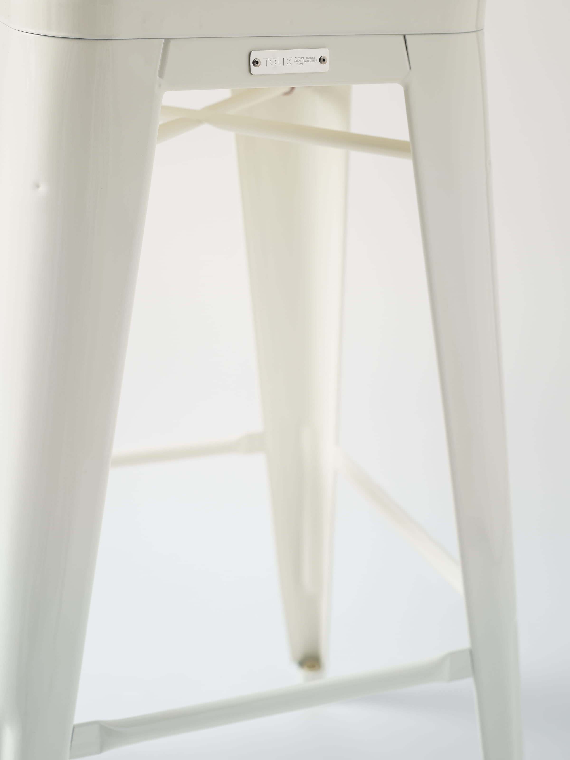 H65 Stool - Dark Black