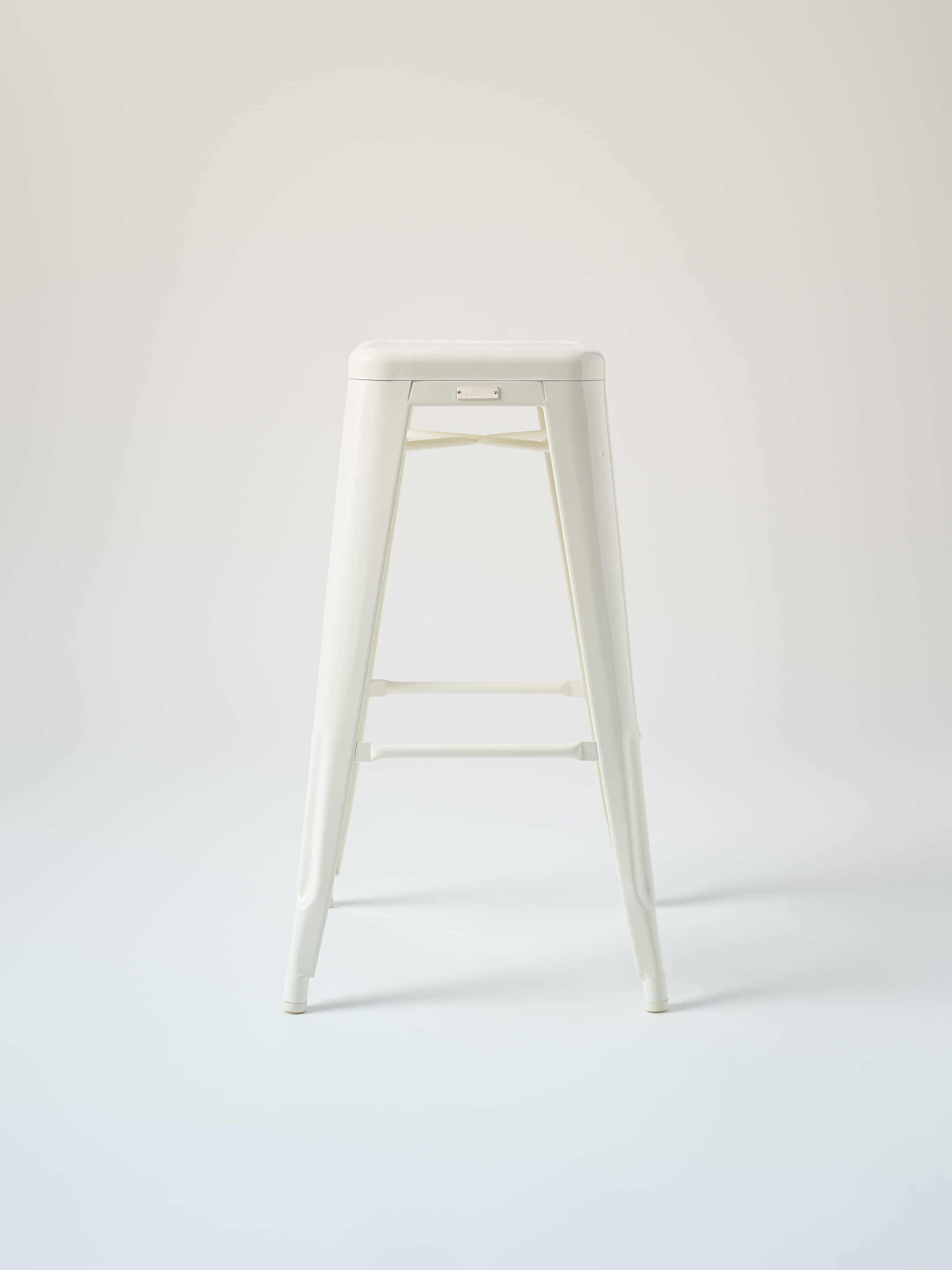 H75 Stool - Pearl White