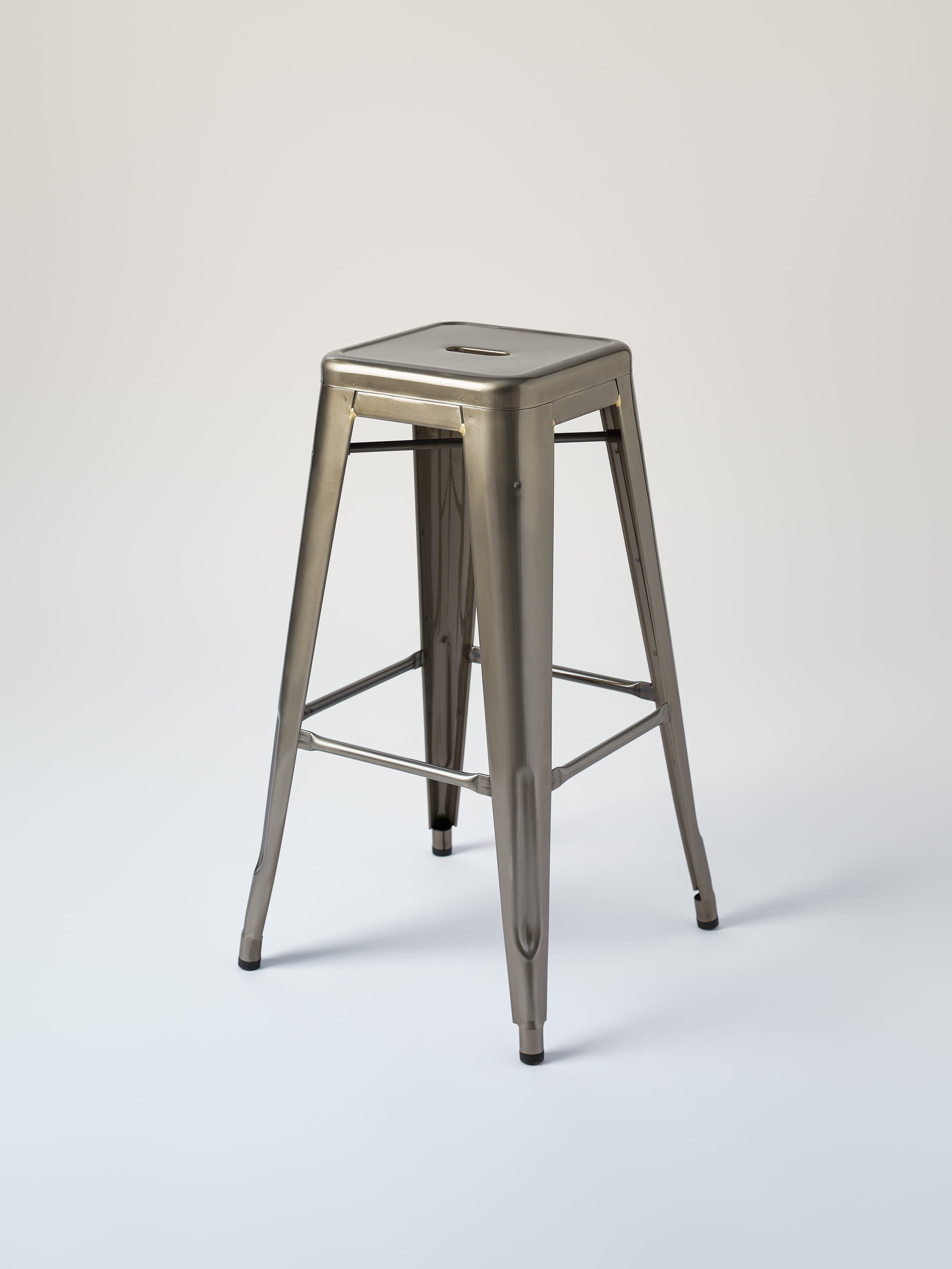 Tabouret H75 - Brut Verni
