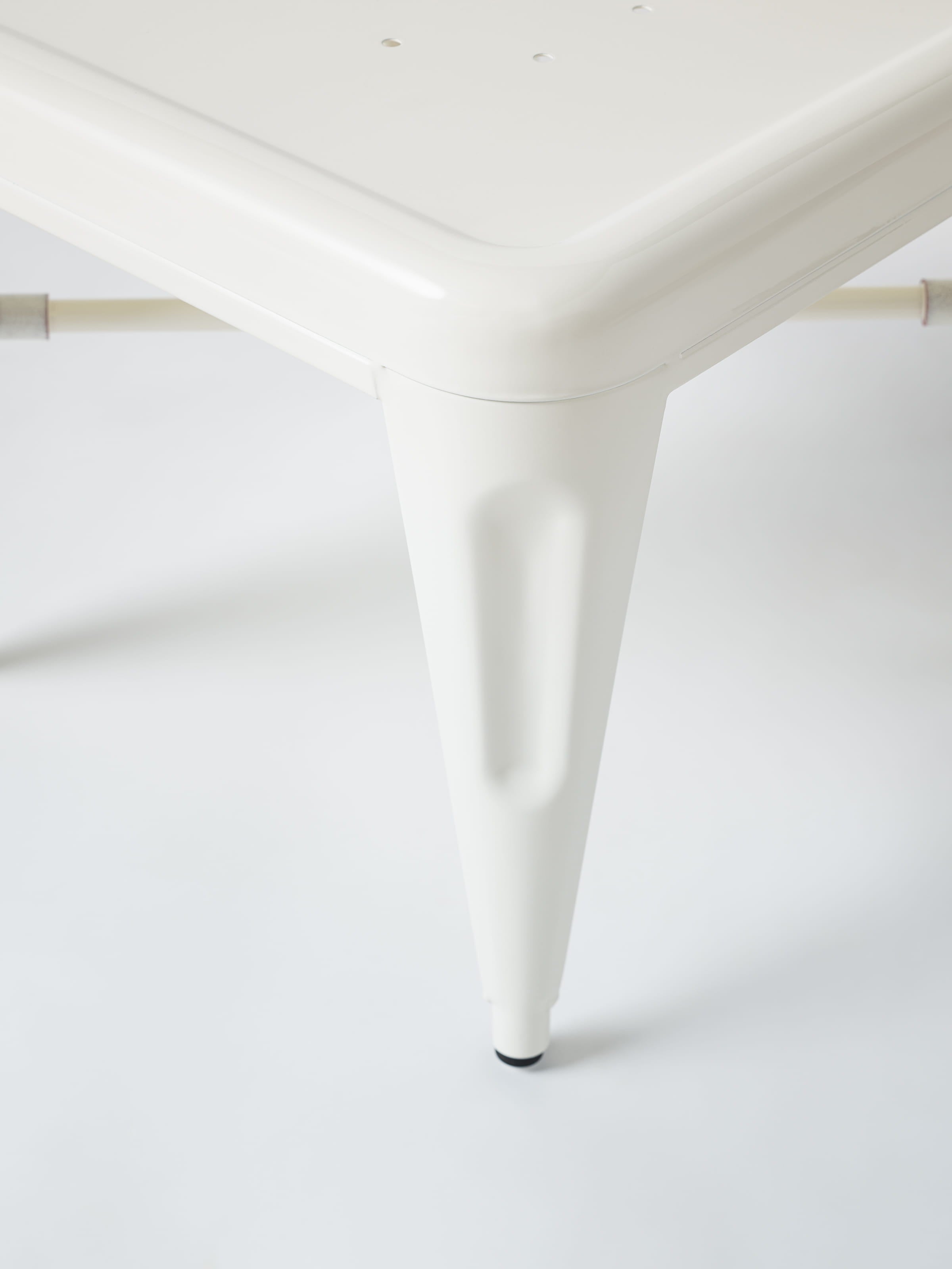 H30 Stool - Pearl White